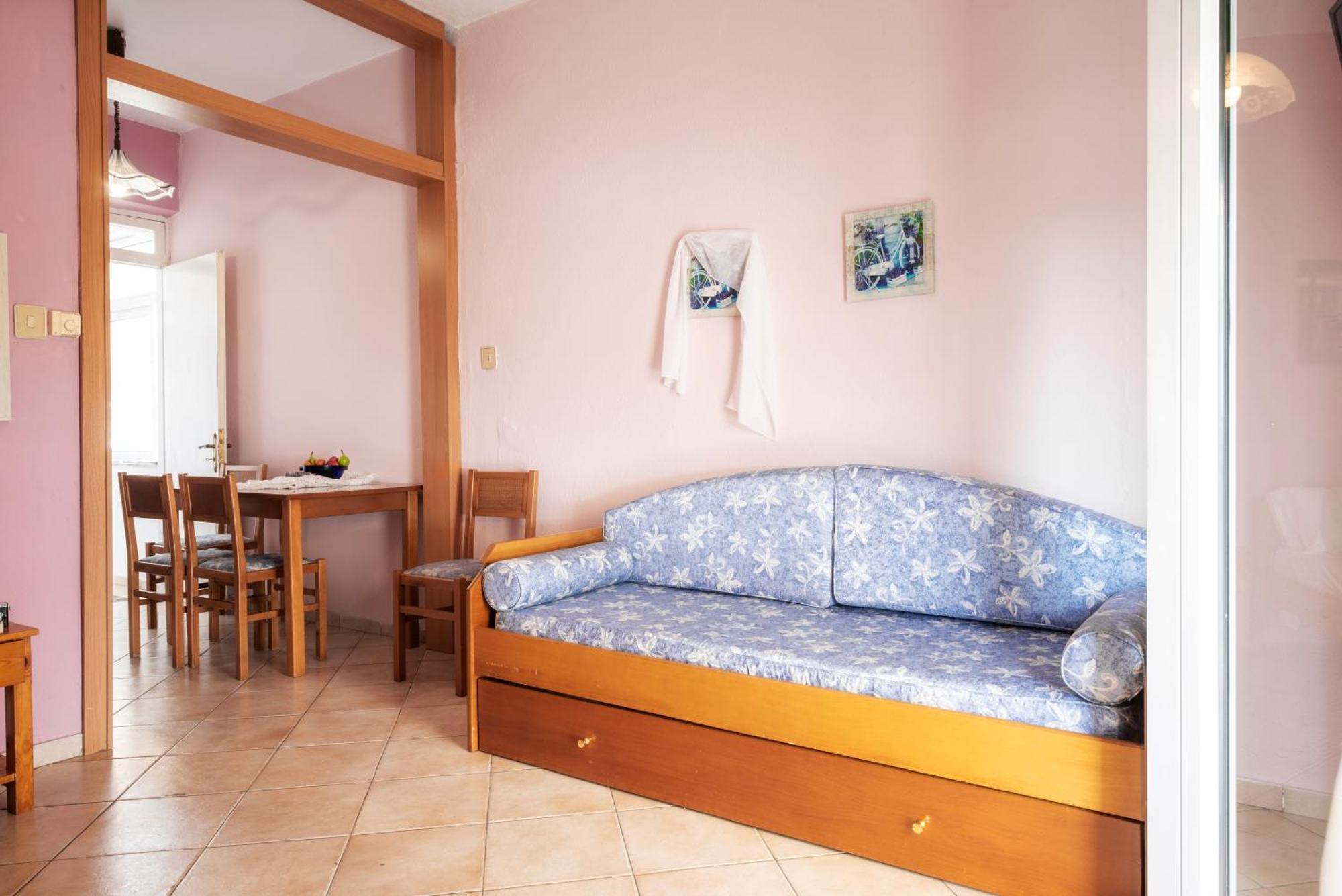 Marilena Apartments Anastasiou เวลิกา ภายนอก รูปภาพ