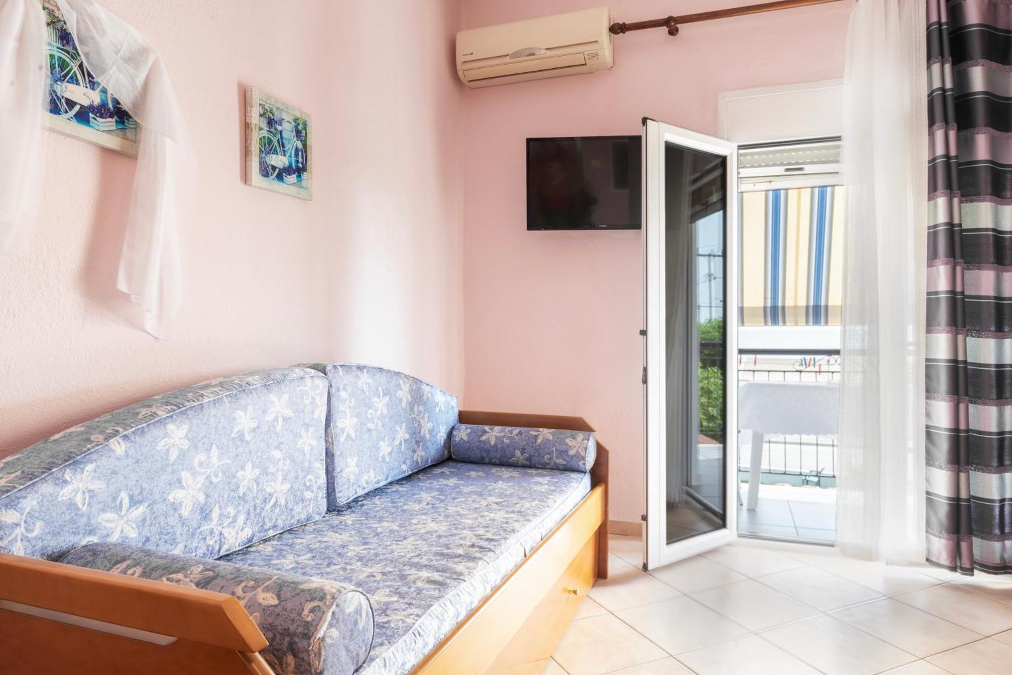 Marilena Apartments Anastasiou เวลิกา ภายนอก รูปภาพ